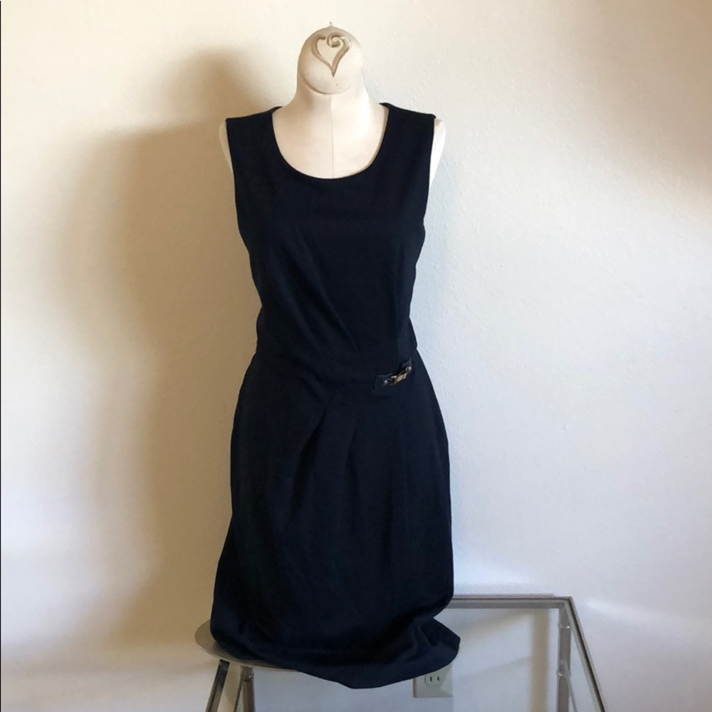 Banana republic black navy blue lbd cinched dress